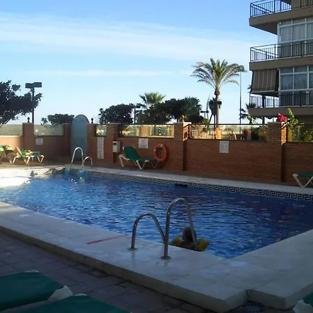 Seafront With Pool فوينخيرولا