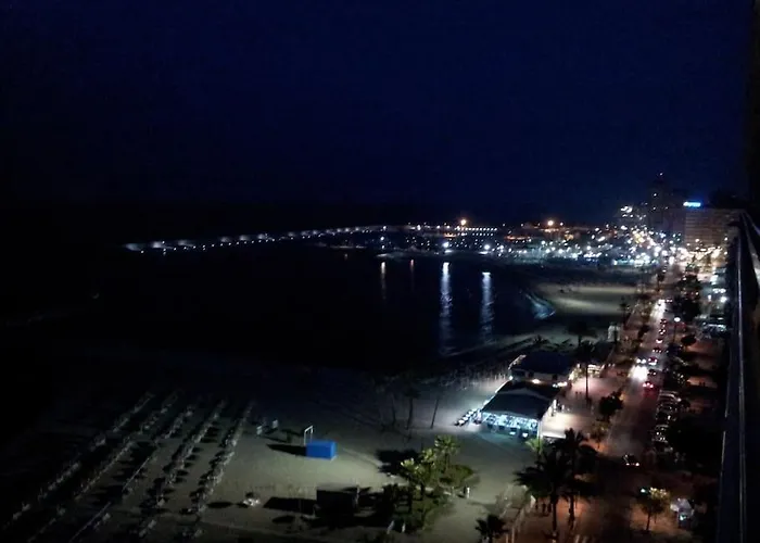 דירה Seafront With Pool *