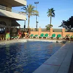 Seafront With Pool Apartment *