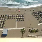 Apartment Seafront With Pool Fuengirola
