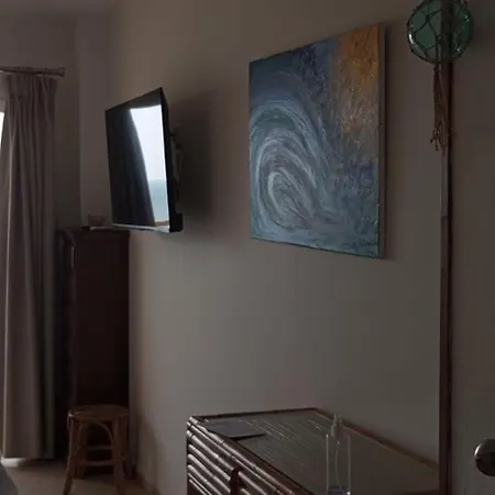 Apartment Seafront With Pool *