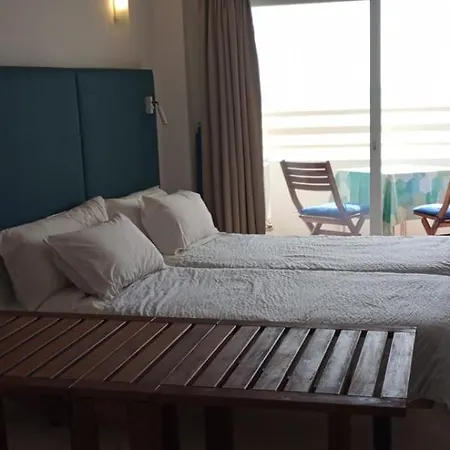 Seafront With Pool Apartment