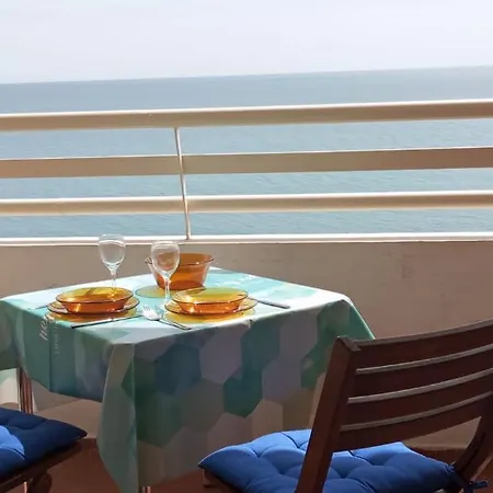 Apartamento Seafront With Pool Fuengirola