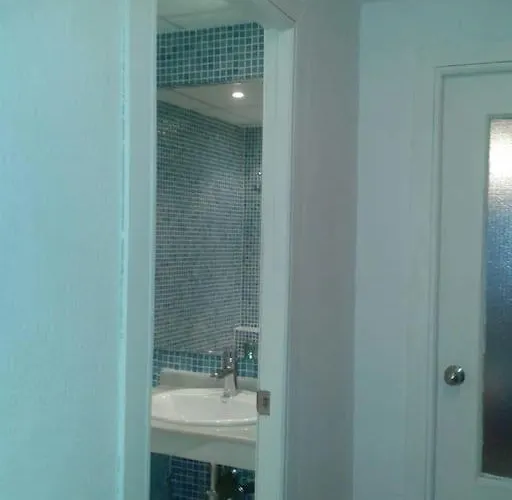 Daire Seafront With Pool